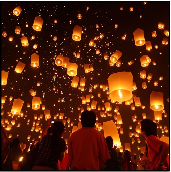 Tayland’da Dilek Feneri Bırak