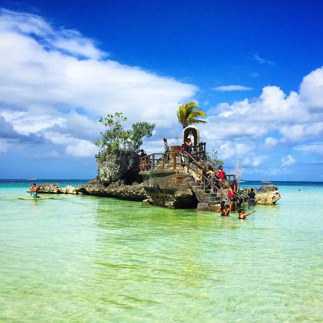 Filipinler - Boracay - Beyaz Kum Plajı - Willy's Rock