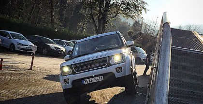 Land Rover ile Ormanlar içinde Adrenalin Dolu Bir Aktivite!